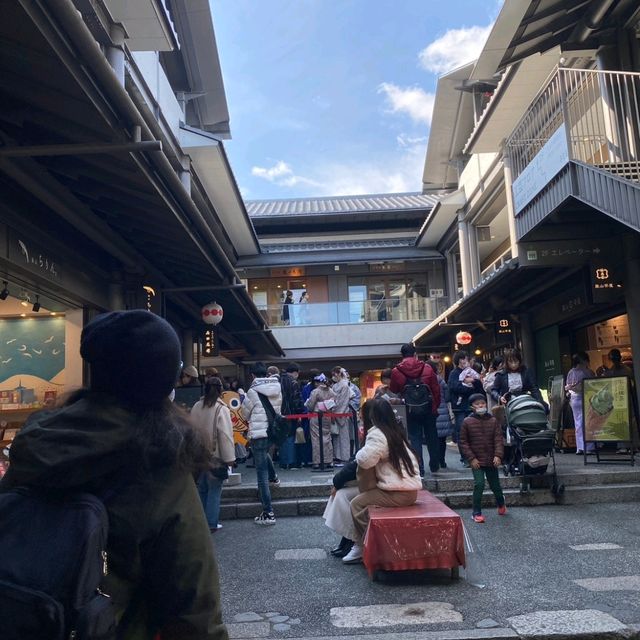 嵐山複合式商店區，聚集京美食與京工藝【昇龍園】