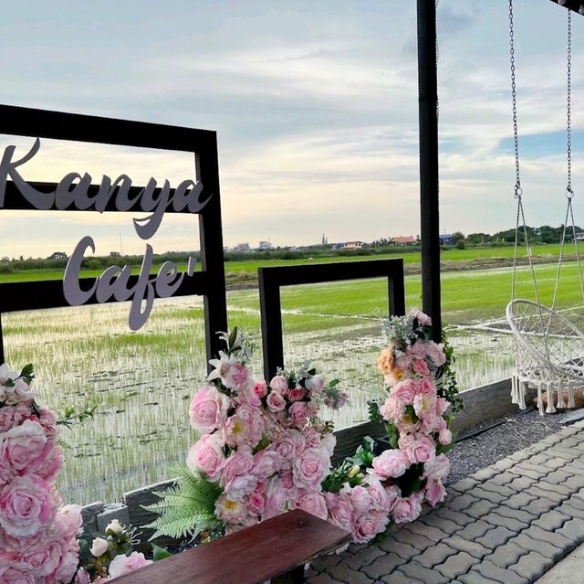 รีวิว Kanya Cafe - กัญญาคาเฟ่