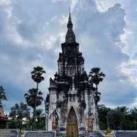 พระธาตุอิงฮัง แขวงสะหวันนะเขต ประเทศลาว