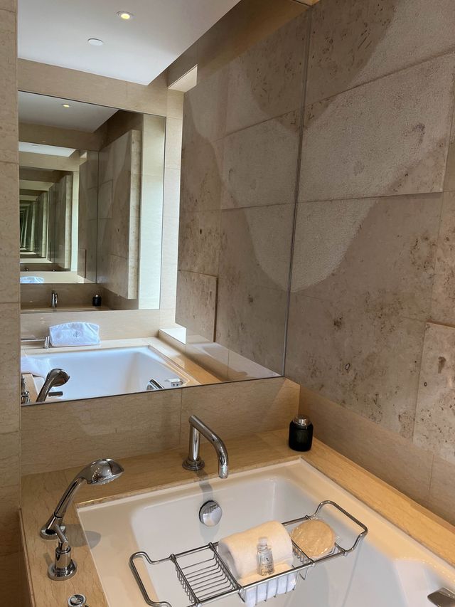 大推五星級海景套房 Four Seasons 四季酒店 大推五星級海景套房 Four Seasons 四季酒店