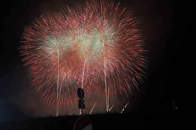 每年都超盛大的日本全國煙火競技大會「大曲煙火」
