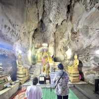 วัดถ้ำเขาย้อย วัดสวย จ.เพชรบุรี