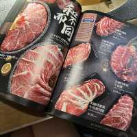 湊湊火鍋湯底有3拼+無限任食鴨血豆腐