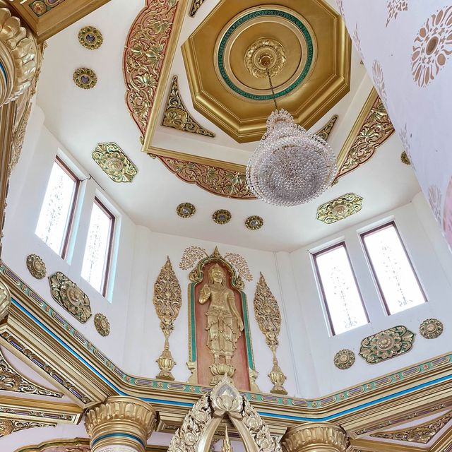 วัดแสนสุข บางแสน