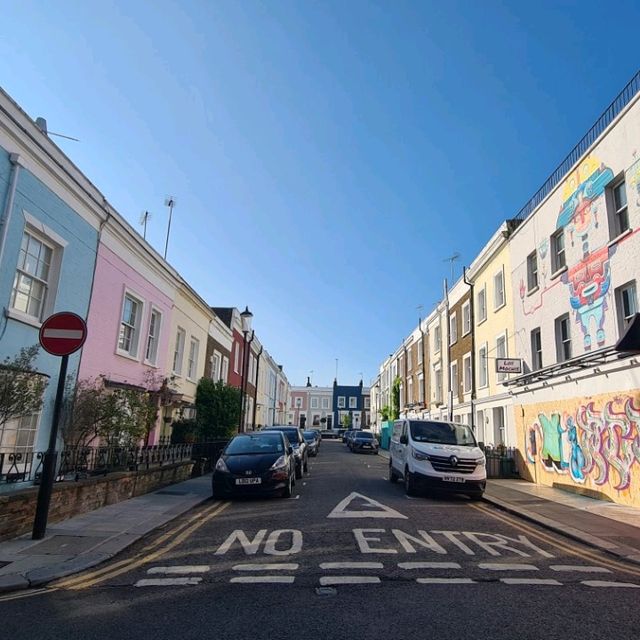 Instagram worthy houses in Nottinghill