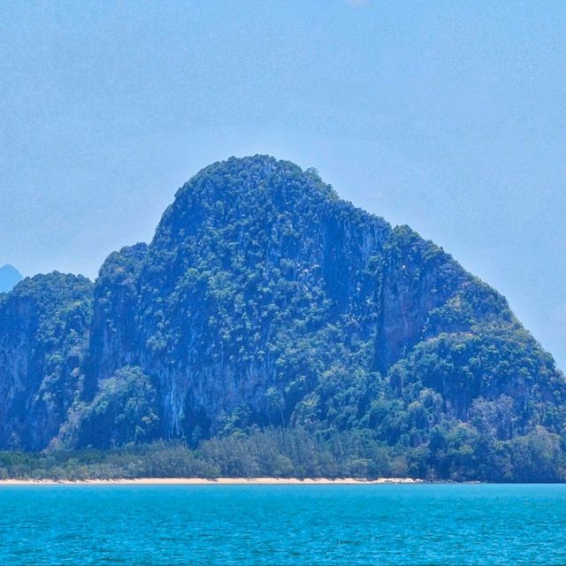 ล่องเรือชมความงาม ของอ่าวพังงา