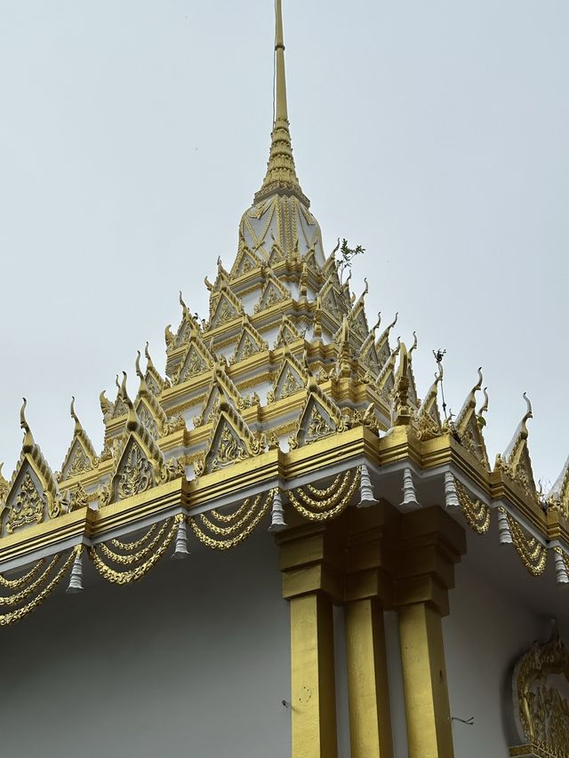วัดเขาพระบาทพัทยา