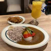 【京都・烏丸】永松シェフ監修クラフトフライドチキンが味わえる「ミセスリンダのフライドチキン」