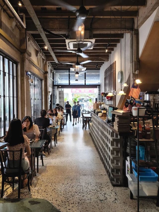 Insta-Worthy Cafe In Kuala Lumpur🇲🇾