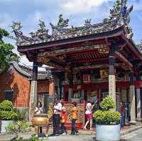 Penang Snake 🐍 Temple Adventure! 