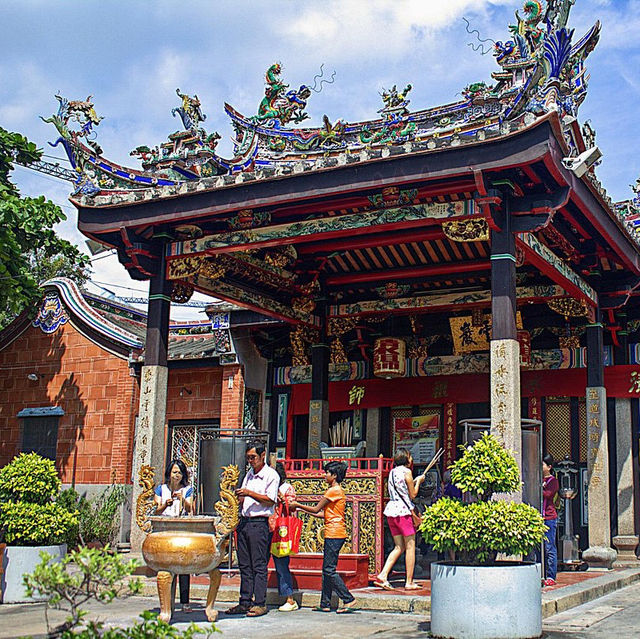 Penang Snake 🐍 Temple Adventure! 