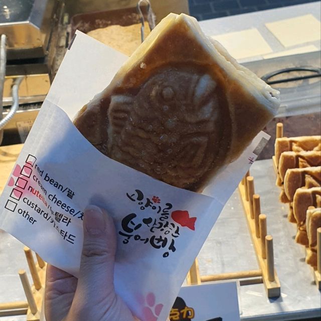 試了好多不同的新明洞街頭小吃🤩