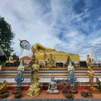 ขอพรพระเจ้าทันใจ วัดพระธาตุดอยคำ