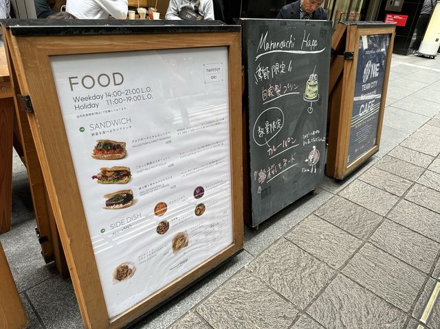 東京・丸の内。期間限定で『RUGBY CAFE』に🏉Marunouchi Happ. Stand & Gallery