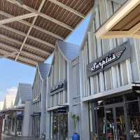 Luxury Outlet  Bangkok Thailand near airport