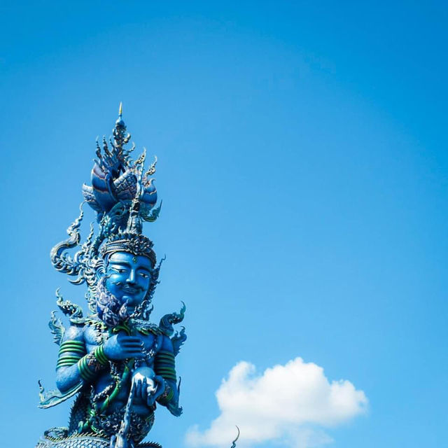 วัดร่องเสือเต้น วัดสวยเชียงราย