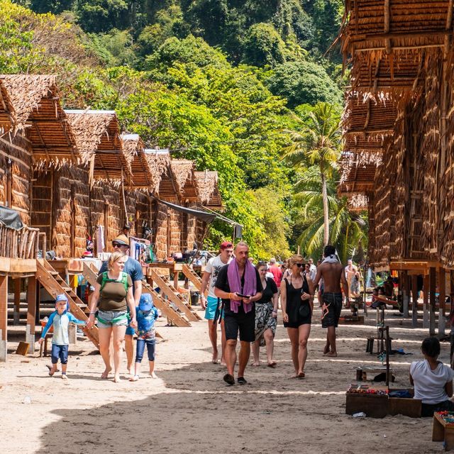 เกาะสุรินทร์ จ.พังงา ทะเลใส ใต้น้ำสวย