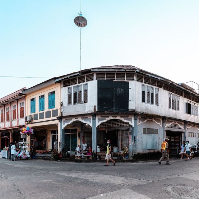  ย้อนอดีตเมืองเก่า ถนนคนเดิน กิน ชิม ช้อป