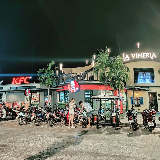 Aonang Landmark Night Market 