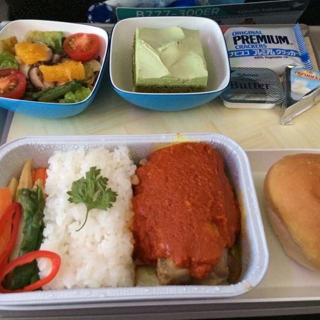 🍽️機内食（ガルーダインドネシア、香港航空、ハワイアン航空）