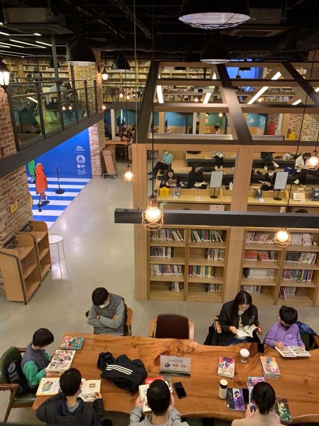명동 아이들과 같이 만화, 책보며 시간 보낼 수 있는 공간📚 [명동_SBA서울애니메이션센터]