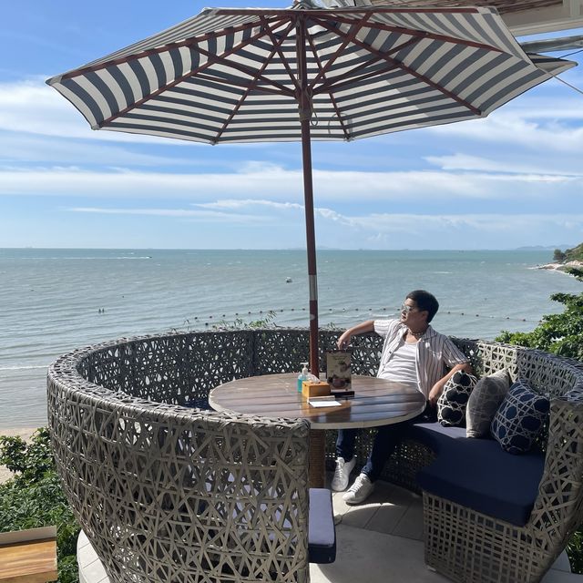 The Lunar Beach House วิวสวยหลักล้าน
