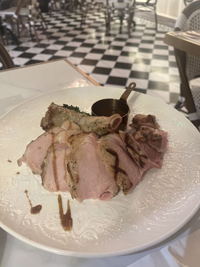 《尖沙咀浪漫西餐廳🌹滿滿歐陸風情😍》