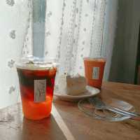  SEVEN JUNE ร้านกาแฟร่มรื่นบรรยากาศดี