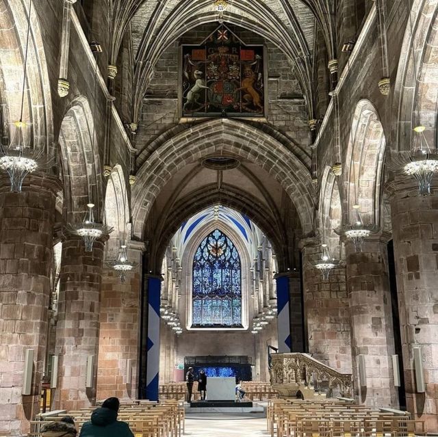 「愛丁堡必去景點」聖吉爾斯大教堂