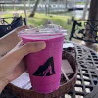 Unique theme cafe- Gua Juicery