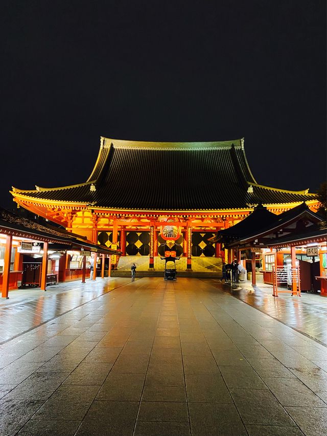 絶対行くべきライトアップ浅草寺