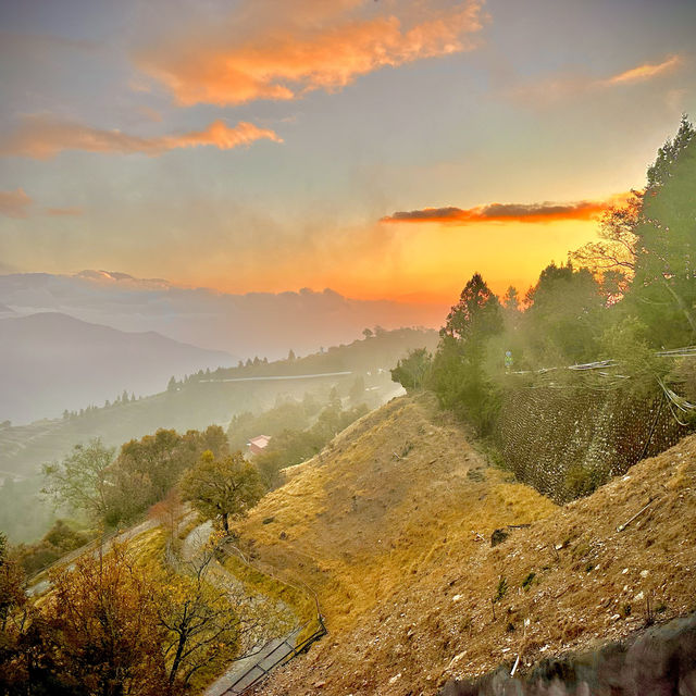 Beautiful Sunset at Qing Jing Farm 