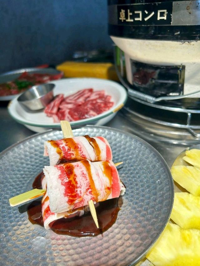 山葵說肉质有水准，靈魂醮料绝妙！