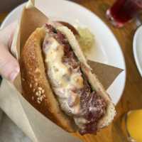 【東京🗼】ミシュラン星持ち店監修の大人気バーガーショップ🍔