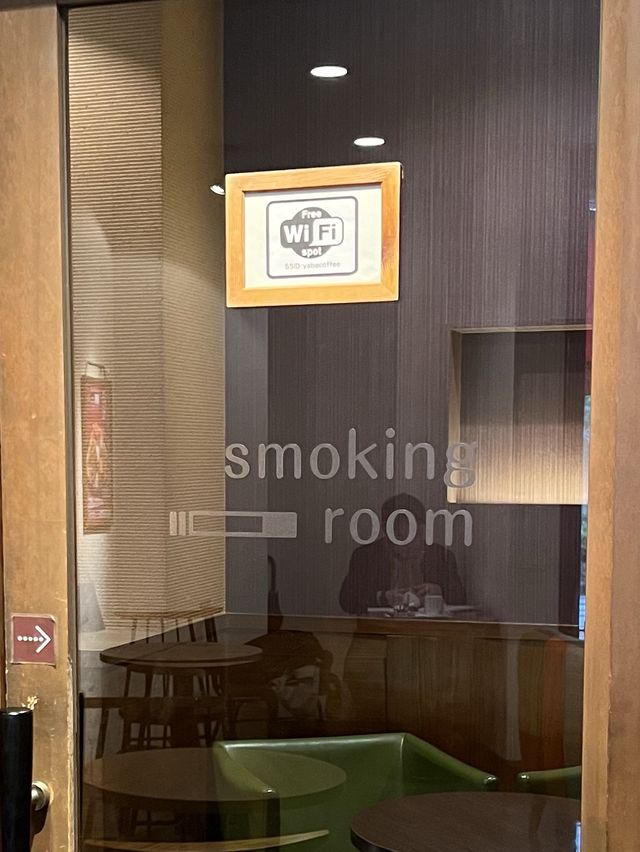 【名古屋カフェ】矢場町の交差点にある喫茶店 【名古屋カフェ】矢場町の交差点にある喫茶店