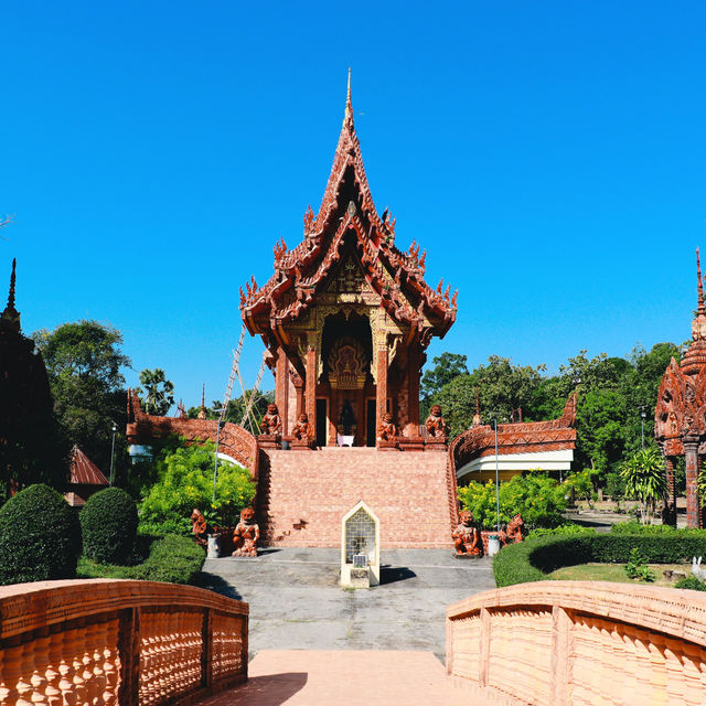 วัดภูเขาแก้ว
