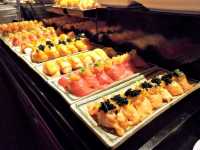 บุฟเฟต์มื้อเย็นสุดอลังที่โรงแรม The Emerald