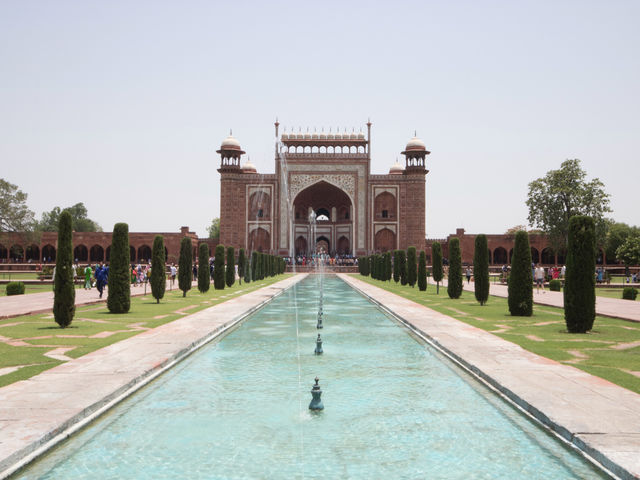 Sizzling Summer at the Taj Mahal 🕌 
