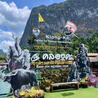 🚣‍♂️ Khao Sok National Park: Jungle Safari, Floating Bungalows, and Cheow Lan Lake 🌳🚤