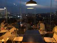 韓国の夜景を楽しめるルーフトップカフェバー