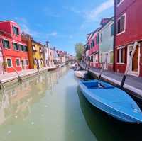 去威尼斯～必遊彩色島Burano