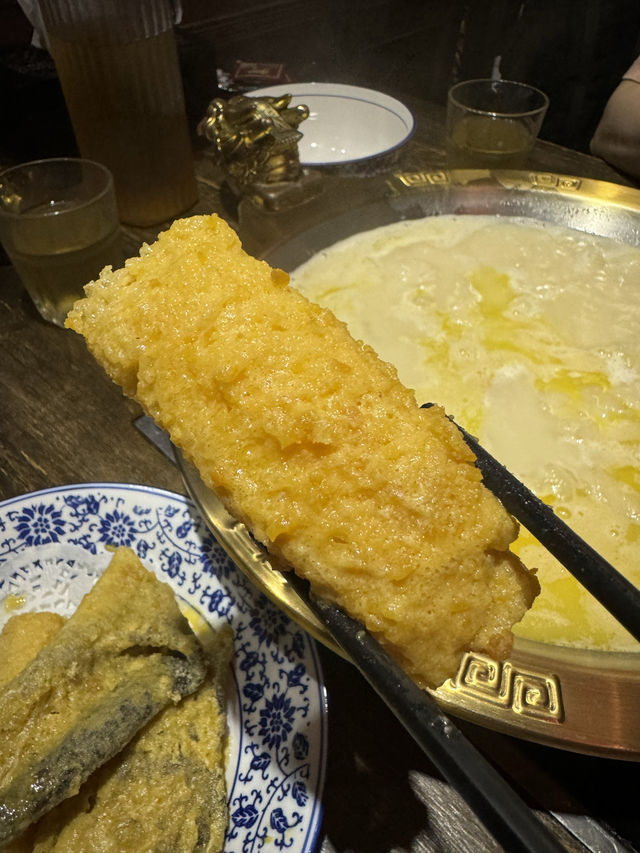 【北角宮廷火鍋】令人回味的湯底