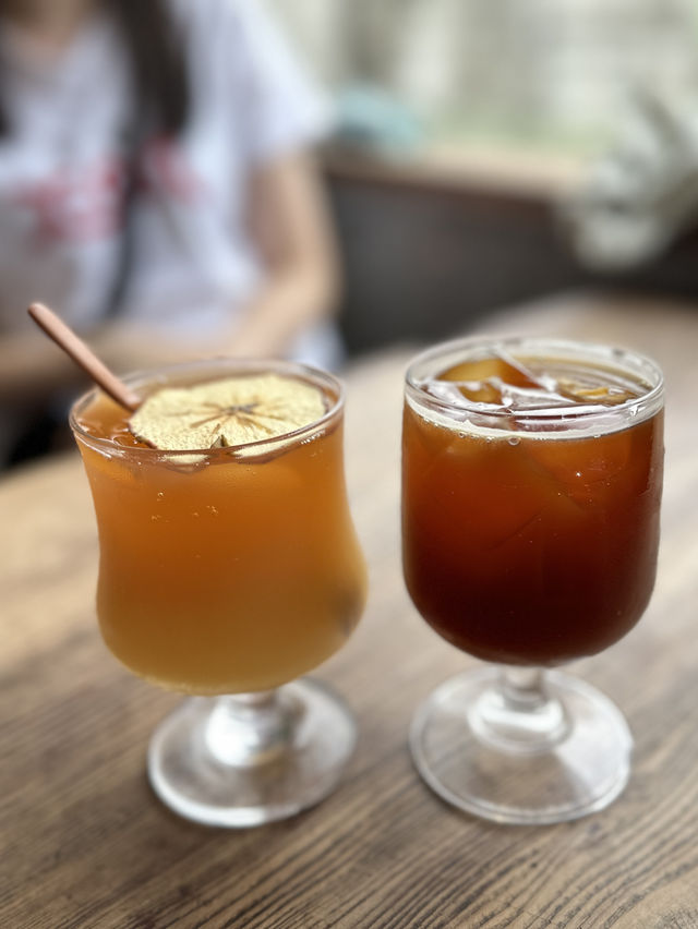 「臺北大同區打卡特色咖啡店，美味餐點優惠多」