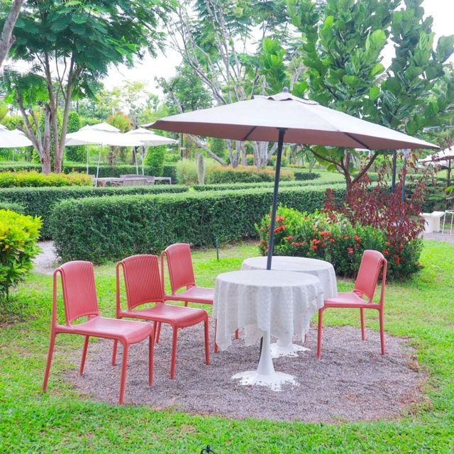 The Pomelo Cafe