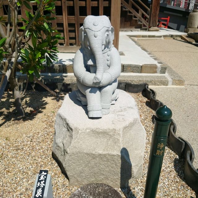 尾張四観音のひとつ！笠寺観音