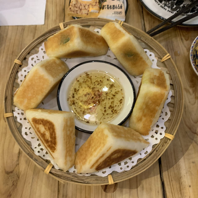 成都特色餐廳，懷舊風情與美味交相輝映