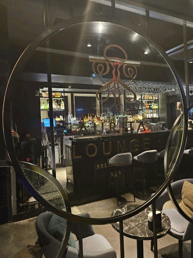 全港獨有的水母酒吧餐廳