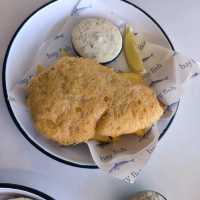 Fish & Chips ปลาไทย เจ้าดังในพัทยา