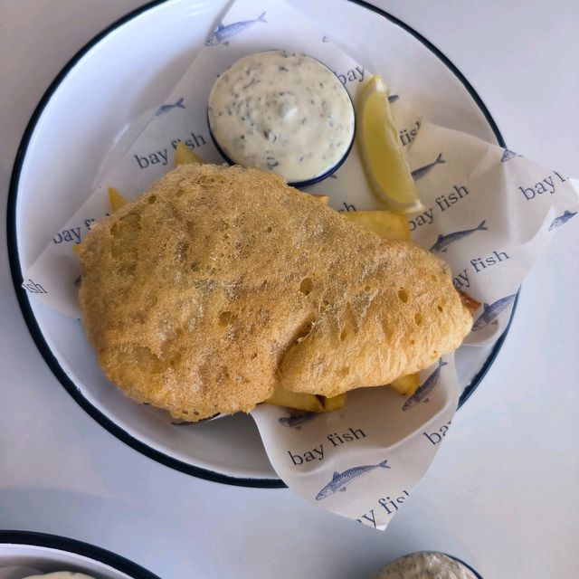 Fish & Chips ปลาไทย เจ้าดังในพัทยา