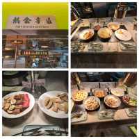 九龍東皇冠假日酒店自助午餐的個人感受